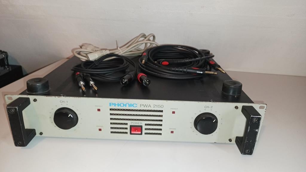 Phonic PWA 2150 power amplifier, Ophalen of Verzenden, Gebruikt, Minder dan 500 watt, P.A.