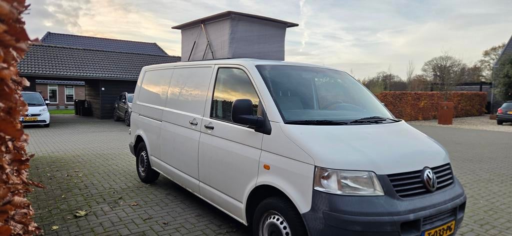 Volkswagen T5 L2H1 Camper 2.5L 6 versnellingen, Auto's, Wit, Origineel Nederlands, Transporter, 750 kg