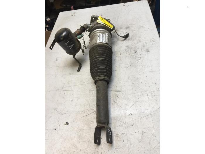 Schokdemper links-achter van een Audi A8, Gebruikt, -, -, -