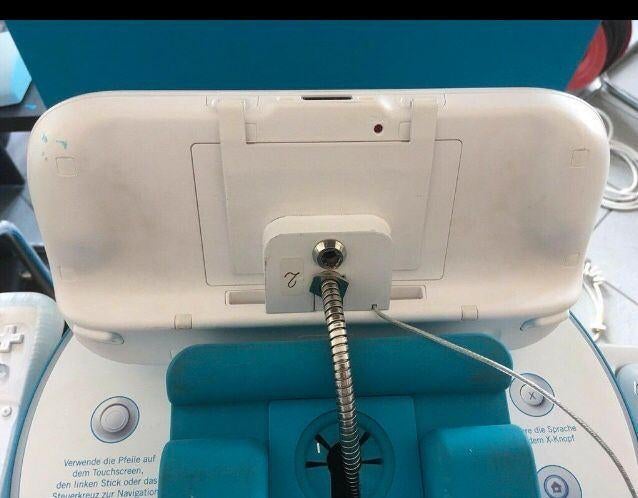 Wii U Kiosk Aufsteller, Ophalen, Gebruikt, Met 1 controller