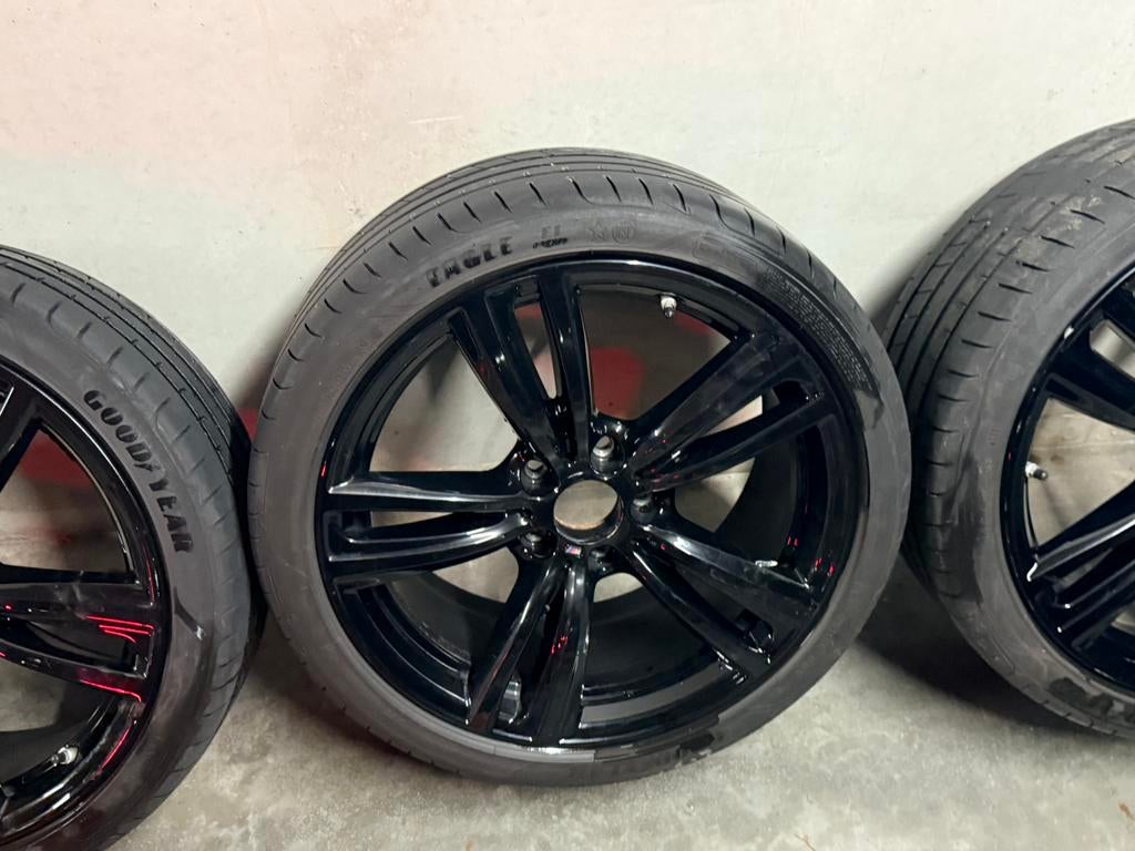 Te koop 442M BMW originele 19 inch hoogglans zwarte velgen, Velg(en), 235 mm, Zomerbanden, Ophalen
