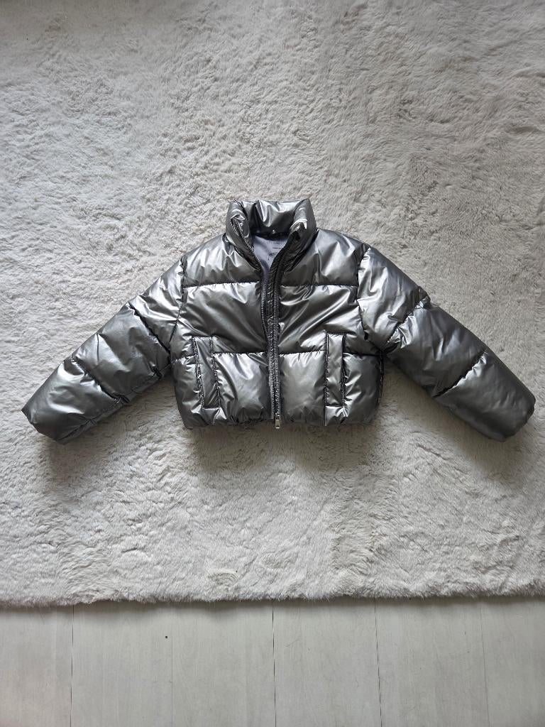 Zilveren jas maat 128, Kinderen en Baby's, Ophalen, Zo goed als nieuw, Maat 128