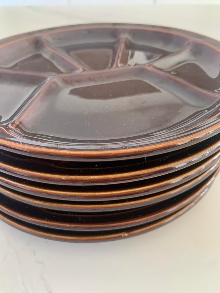 Vintage Borden met Bruin Glazuur, Huis en Inrichting, Keuken | Servies, Gebruikt, Bord(en), Effen, Aardewerk, Ophalen of Verzenden