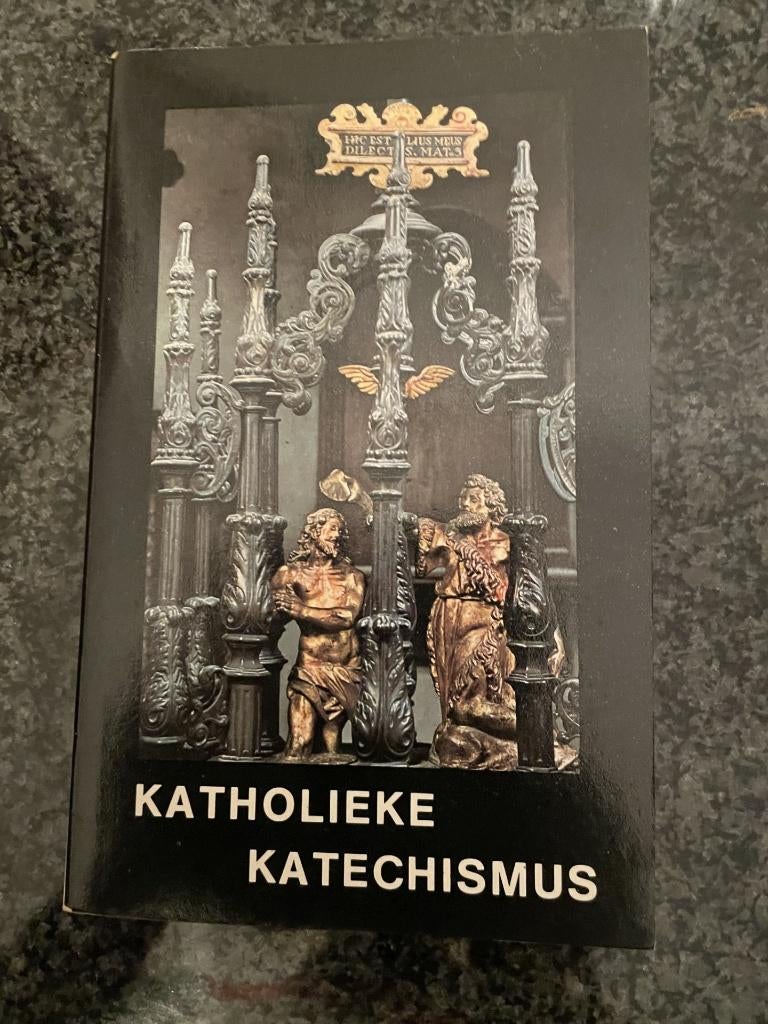 Katholieke katechismus / derde druk, Boeken, Godsdienst en Theologie, Ophalen of Verzenden, Zo goed als nieuw