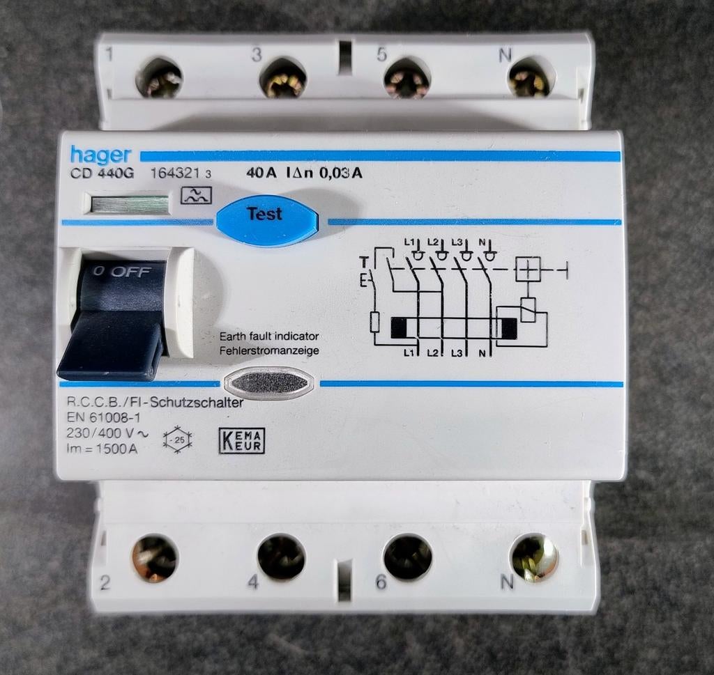 Hager CD 440G 4-polige Aardlekschakelaar, Ophalen of Verzenden, Zo goed als nieuw, Overige typen