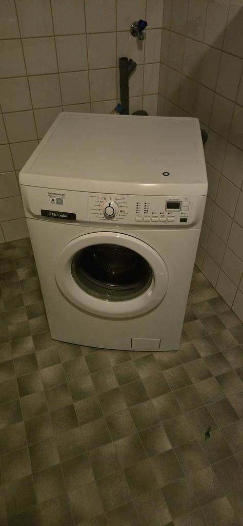 Electrolux wasmachine EWF147440W, Ophalen, Zo goed als nieuw, 85 tot 90 cm, 1200 tot 1600 toeren