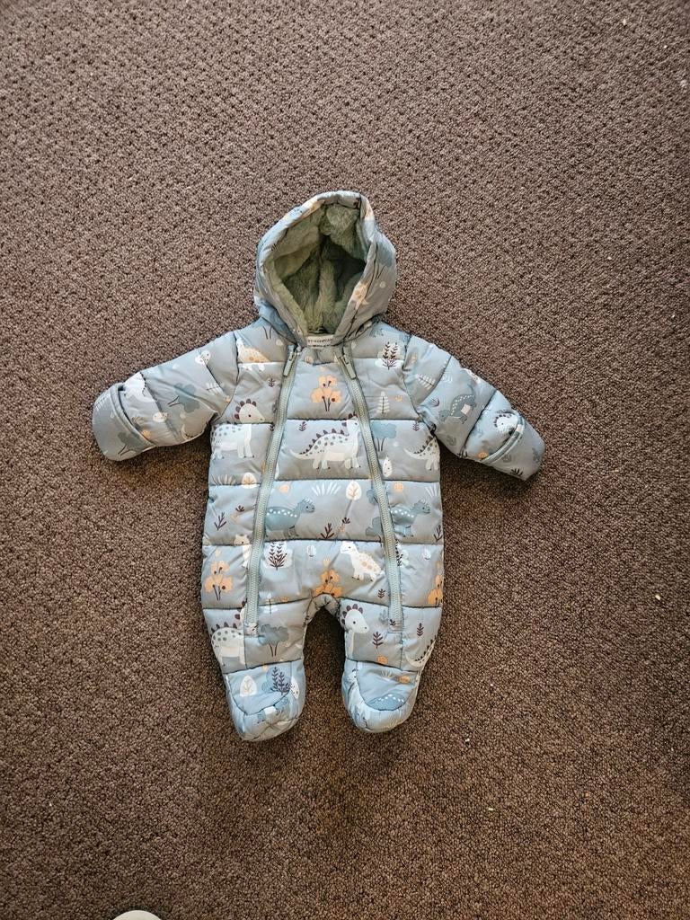 Dikke Baby Jumpsuit met Dino Print, Ophalen of Verzenden, Zo goed als nieuw, Primark, Jongetje of Meisje