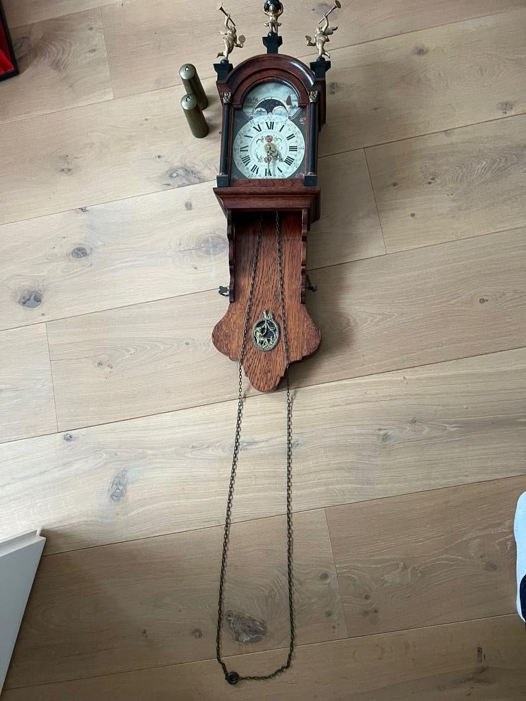 Antieke klok - Regulateurklok, Ophalen