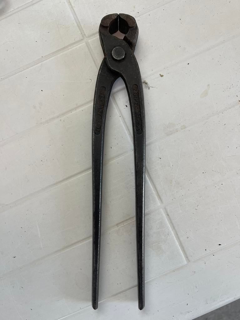 Vlechttang knipex 99-250 uit germany oerdegelijk gereedschap, Ophalen of Verzenden, Zo goed als nieuw