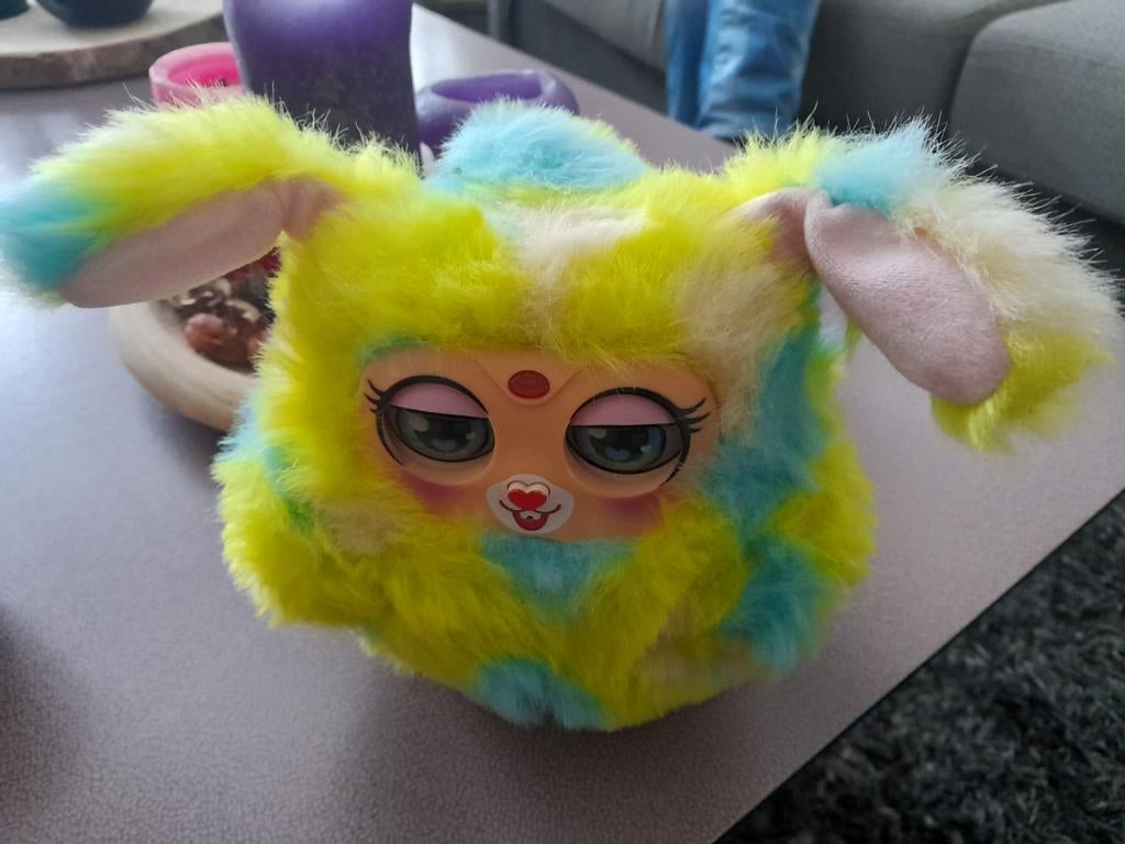 Furry te koop, Ophalen of Verzenden