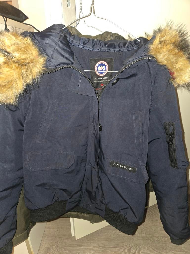 Canada Goose Kinderjas Donkerblauw Maat S (128-134), Kinderen en Baby's, Ophalen of Verzenden, Zo goed als nieuw, Jongen, Jas