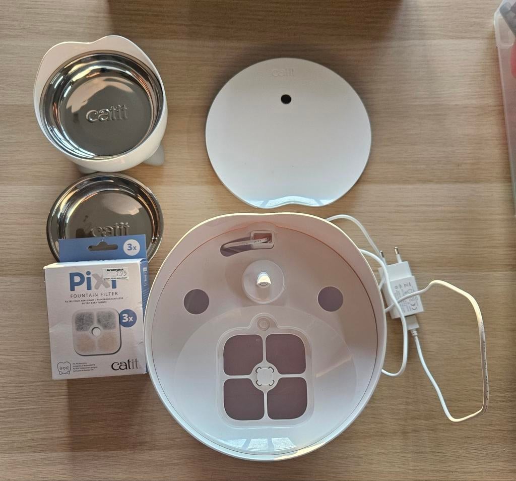 Catit Pixi drinkfontein en voerbak, Ophalen, Automatisch, Zo goed als nieuw