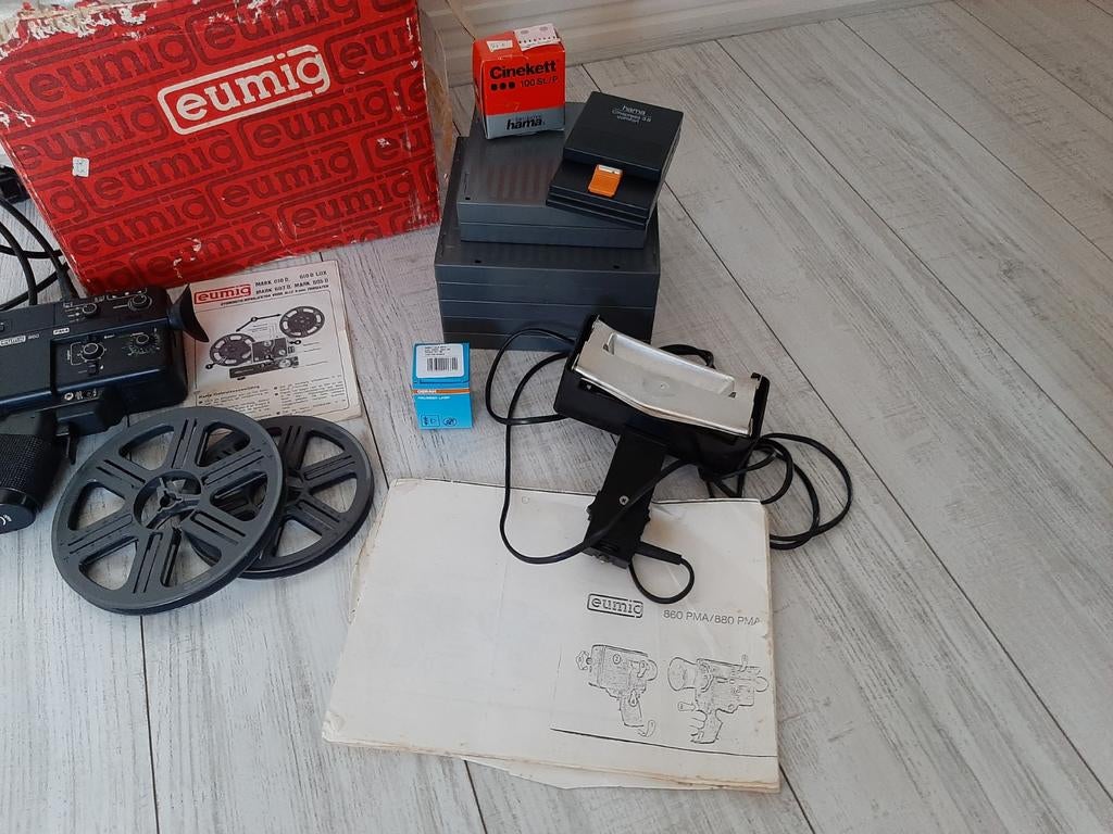 Eumig 607 D film projector, camera, vieuwer en scherm, Ophalen, Projector