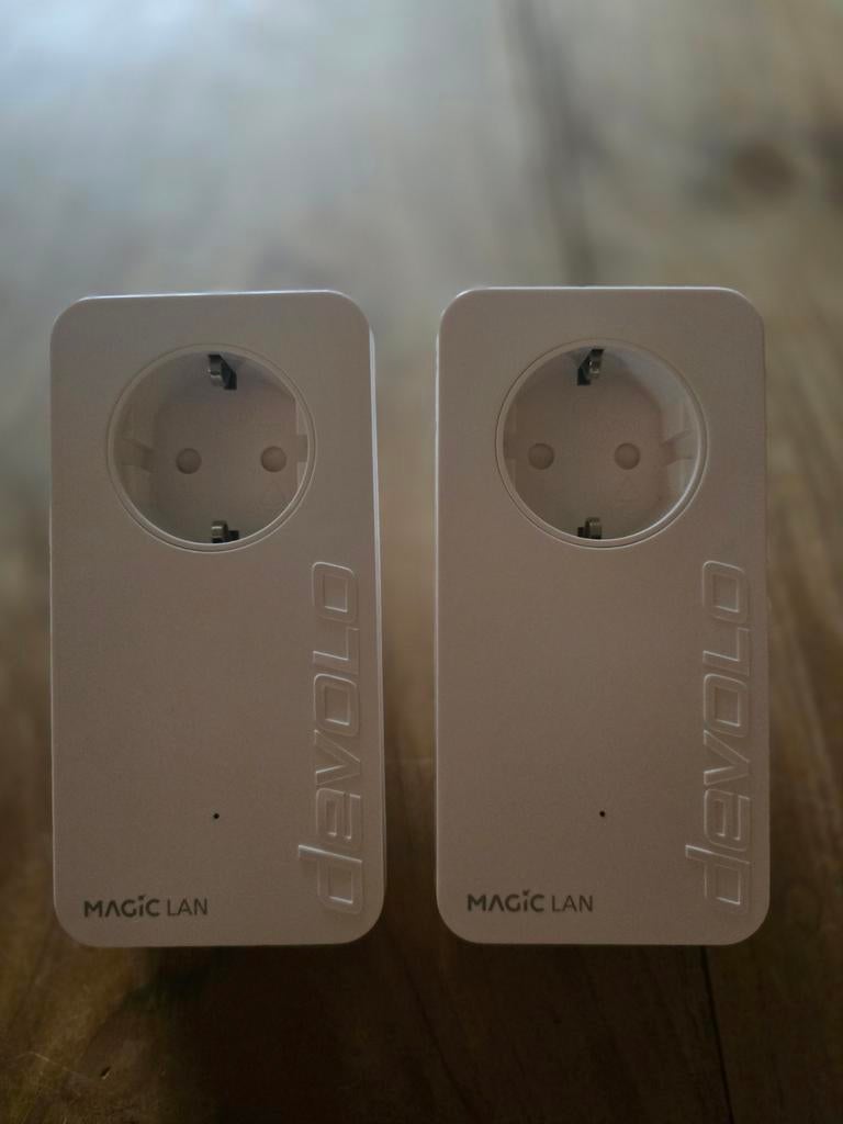 2x Devolo Magic 2 LAN 1-1 Powerline starterskit 2400 Mbps, Computers en Software, Powerlines, Ophalen, Zo goed als nieuw, Devolo