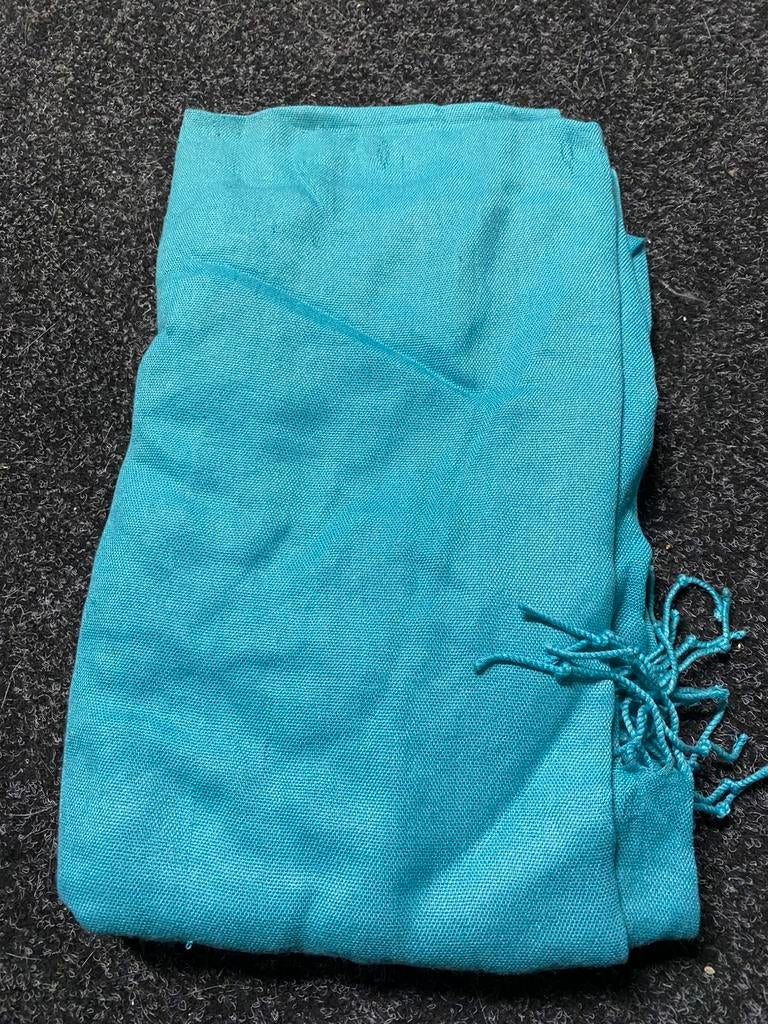 Hijab blauw, Ophalen of Verzenden, Zo goed als nieuw