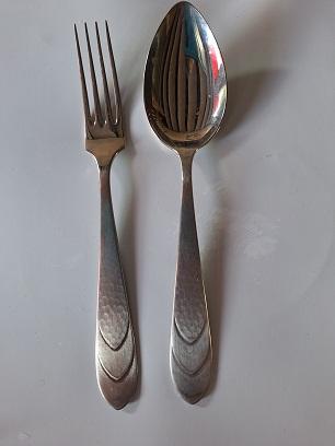 GROOT BESTEK set lepel/vork RVS Merk Voorschoten ca. 1945, Antiek en Kunst, Ophalen of Verzenden