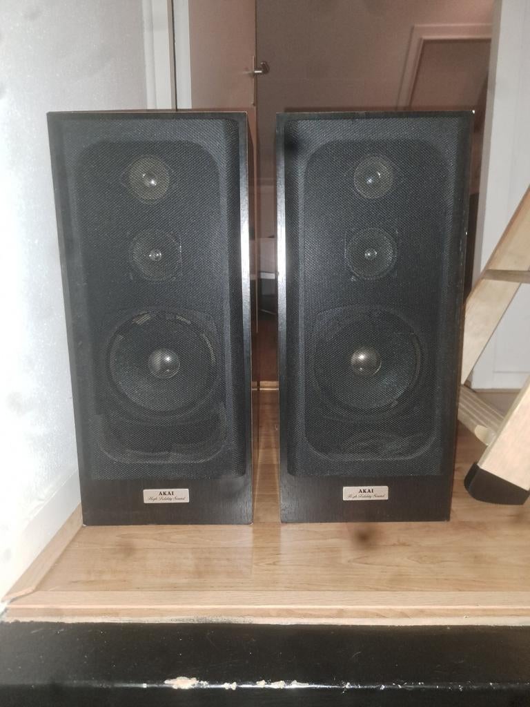 Akai Hifi Speakers SR-H500 - Woofers beschadigd, Overige merken, Gebruikt, Ophalen of Verzenden, Minder dan 60 watt