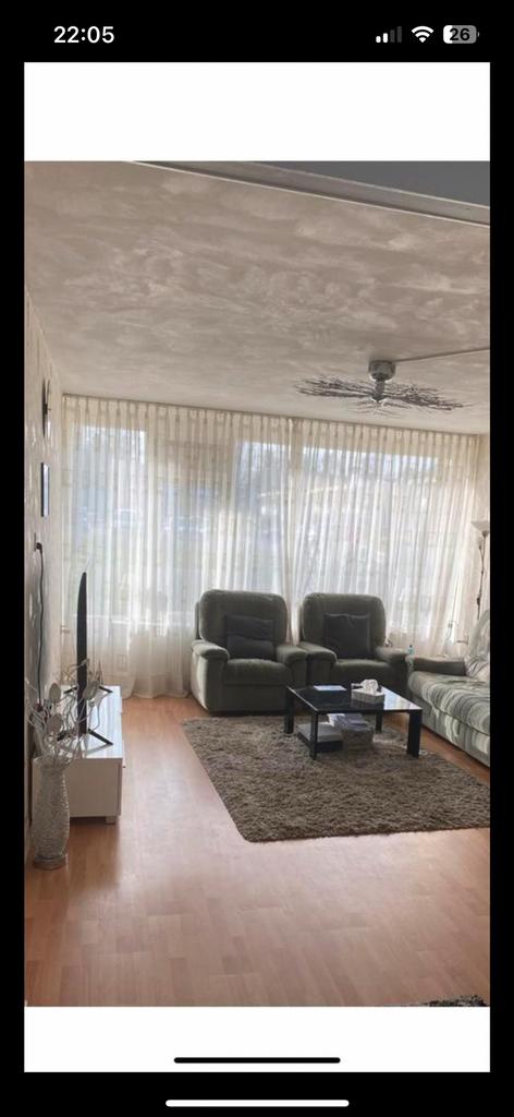 Twee vitrage gordijnen, Ophalen of Verzenden, Zo goed als nieuw, Crème, 200 cm of meer