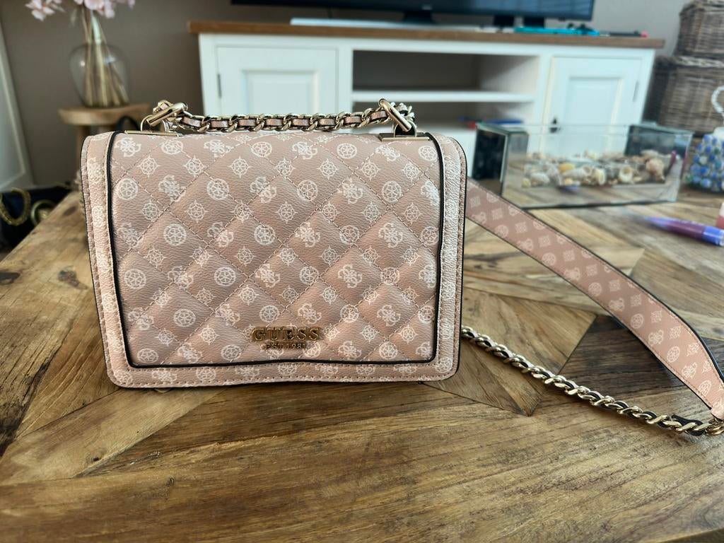 Guess tas poeder roze, Ophalen of Verzenden, Zo goed als nieuw, Roze, Handtas