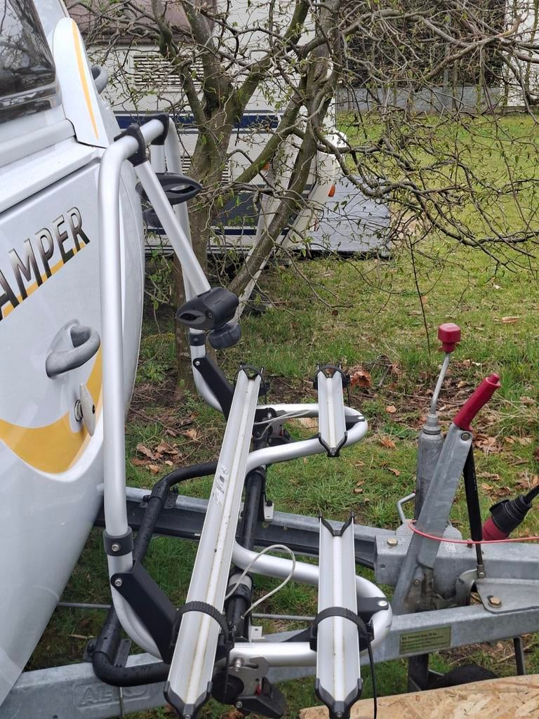 Thule Caravan Superb SV 16 fietsendrager dissel kantelbaar, Ophalen, Gebruikt, Fietsendrager-accessoire, 2 fietsen