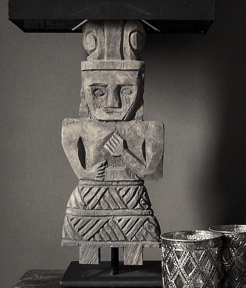 Houten statue ornament lamp Aura Peeperkorn baluster wielas, Ophalen of Verzenden, Nieuw, Hout, Minder dan 50 cm