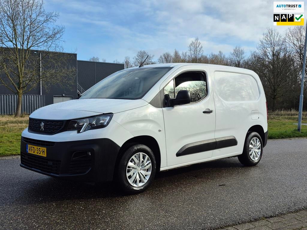Peugeot Partner 1.5 BlueHDI Premium, Voorwielaandrijving, Gebruikt, 4 cilinders, Wit