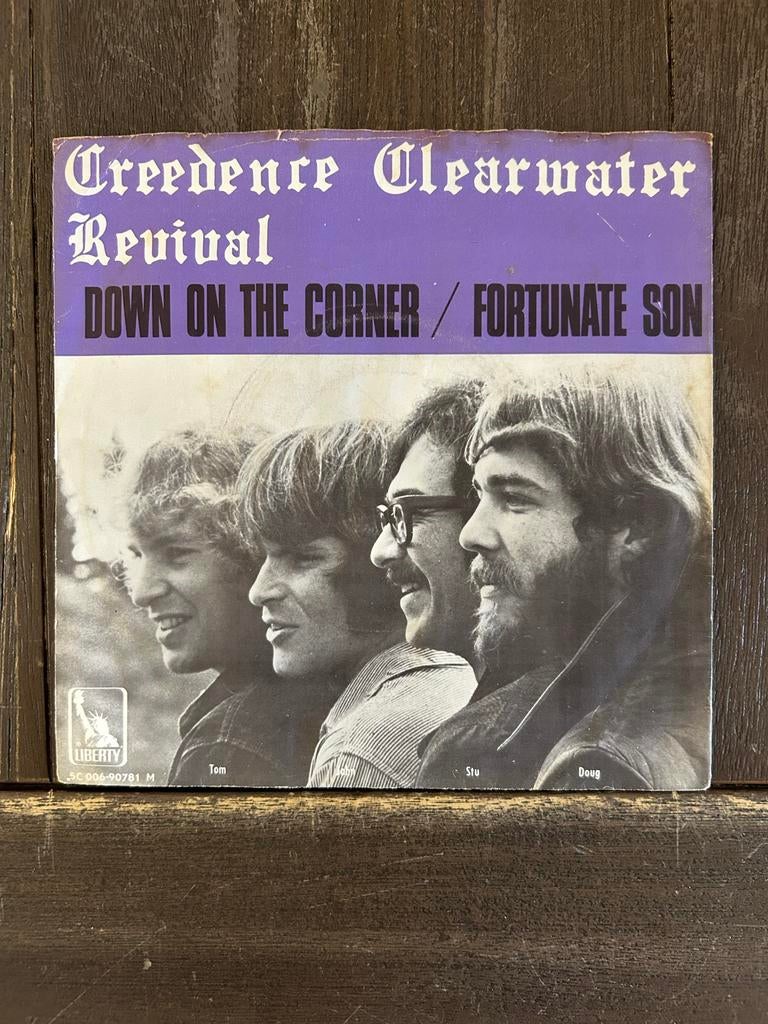 Creedence Clearwater Revival - Down on the Corner / Fortunat, Gebruikt, 7 inch, Single, Ophalen of Verzenden