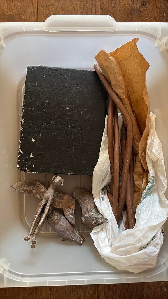 Brons en was voor bronsgieten, Ophalen, Zo goed als nieuw