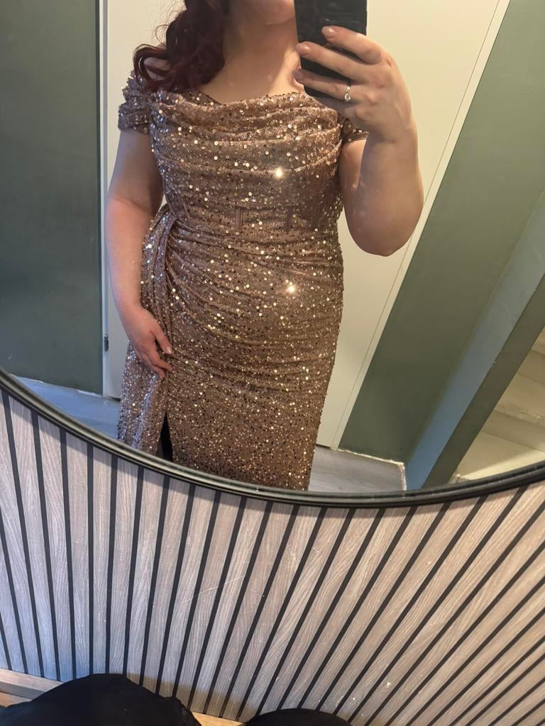 Prachtige jurk, Ophalen, Zo goed als nieuw, Maat 46/48 (XL) of groter, Galajurk