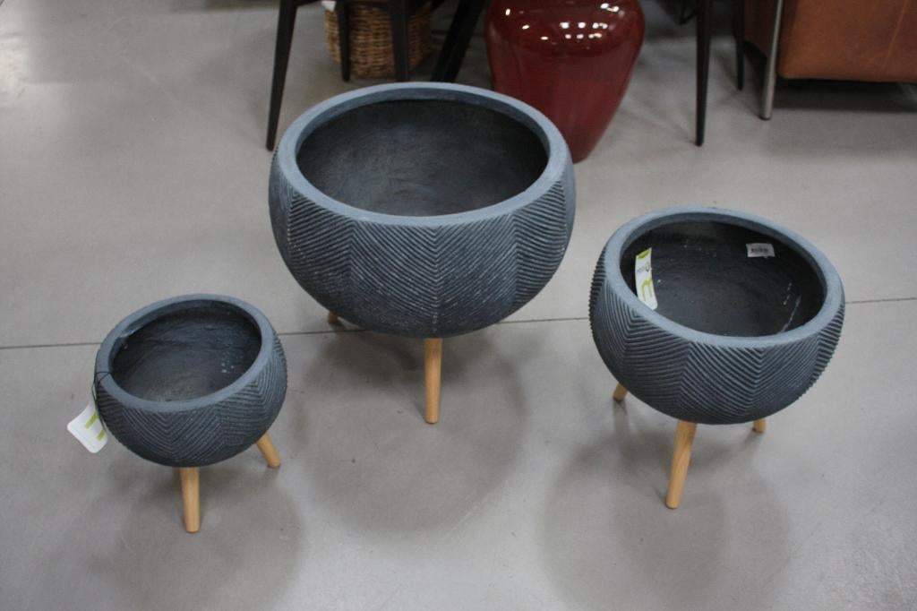 Hippe bloempotten grijs antraciet visgraat op houten pootjes, Tuin en Terras, Bloempotten, Ophalen, Overige materialen, 40 cm of meer