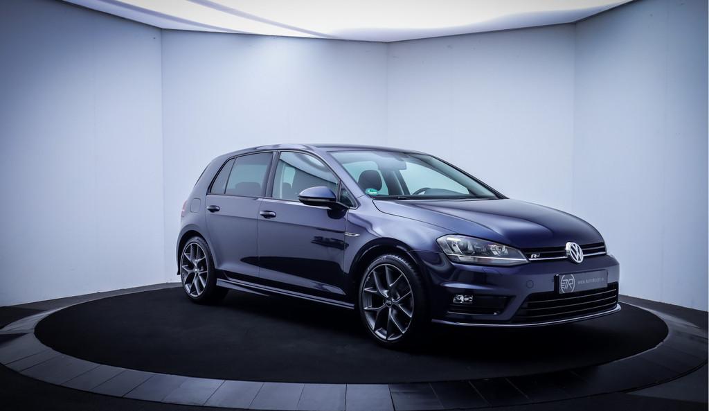 Volkswagen Golf 1.4 TSI R-LINE CARPLAY | XENON | CAMERA | ST, Stof, Gebruikt, Zwart, 4 cilinders