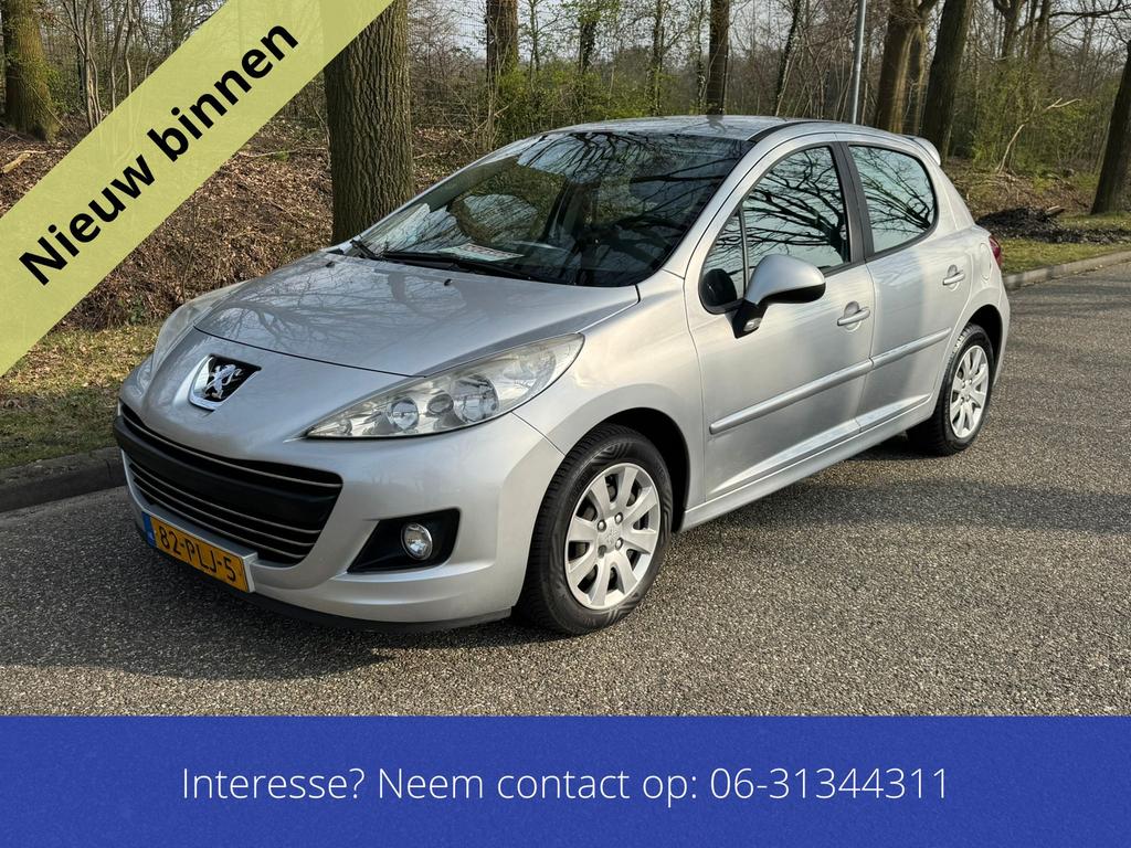 Zeer Nette Peugeot 207 1.4 VTI 16V 2011 Grijs Nieuwe Apk, Auto's, Voorwielaandrijving, 1064 kg, Metallic lak, 49 €/maand