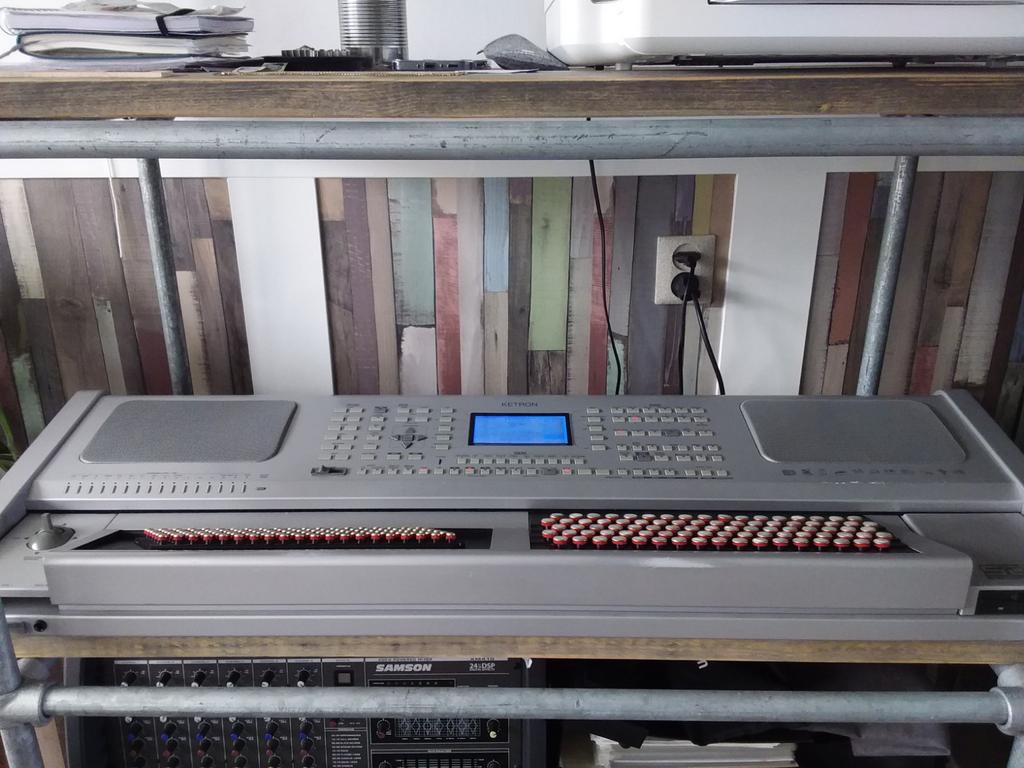 Keyboard  ketron  sd8  knop  knop of ruilen prachtig geluid, Overige merken, Gebruikt, Midi-aansluiting, Overige aantallen