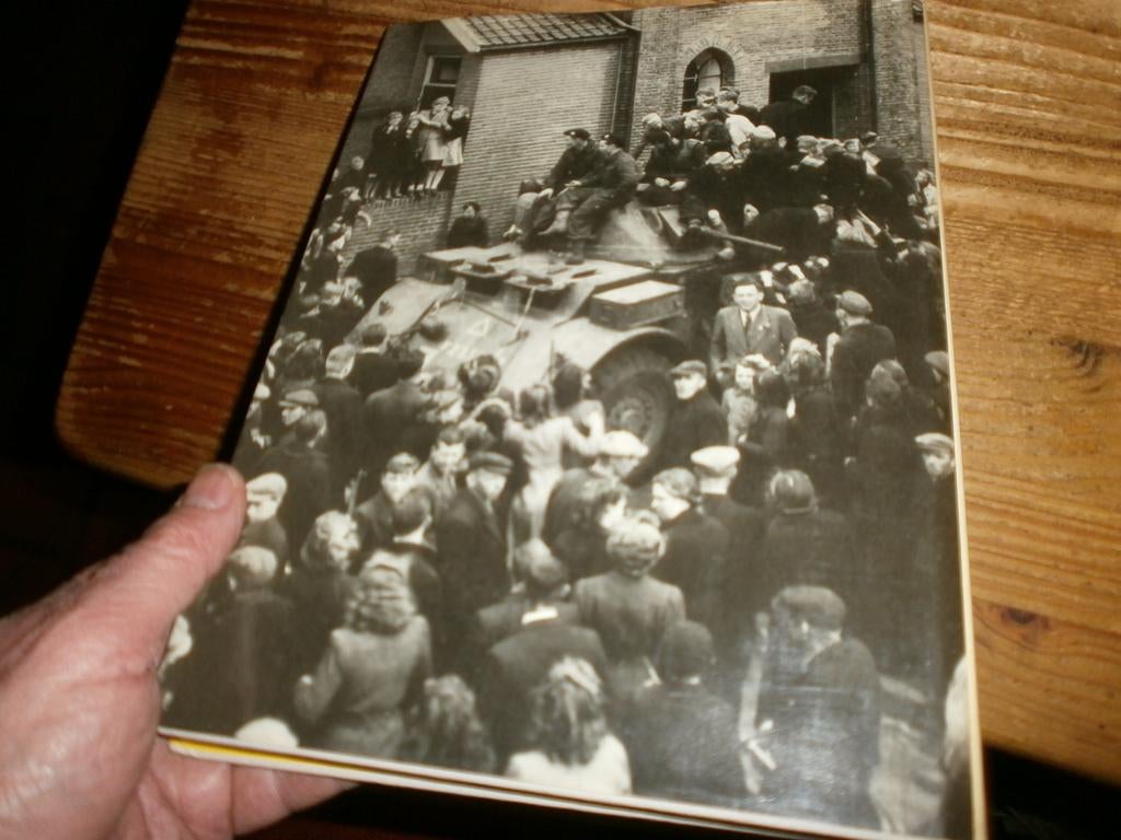 overijssel in wo2 de pruus komt met fotos uit wo2, Boeken, Oorlog en Militair, Nieuw, Overige onderwerpen, Tweede Wereldoorlog