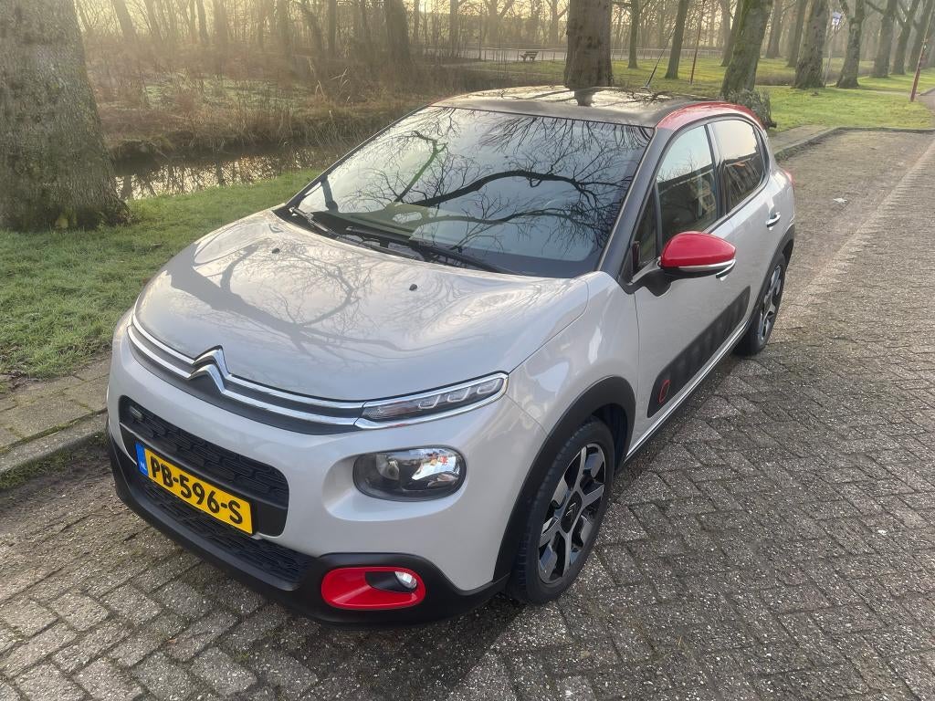 Citroën C3 1.2 Puretech 49.712km*Autom.*Panoramadak*Trekhaak, Auto's, 1199 cc, 450 kg, 49 €/maand, Origineel Nederlands