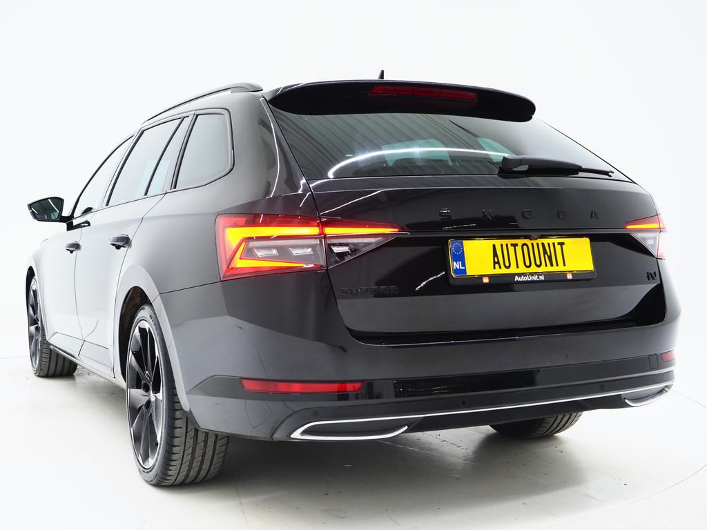 Skoda Superb Combi 1.4 TSI iV Sportline 218PK | Sportstoelen, Gebruikt, Zwart, 4 cilinders, Zwart