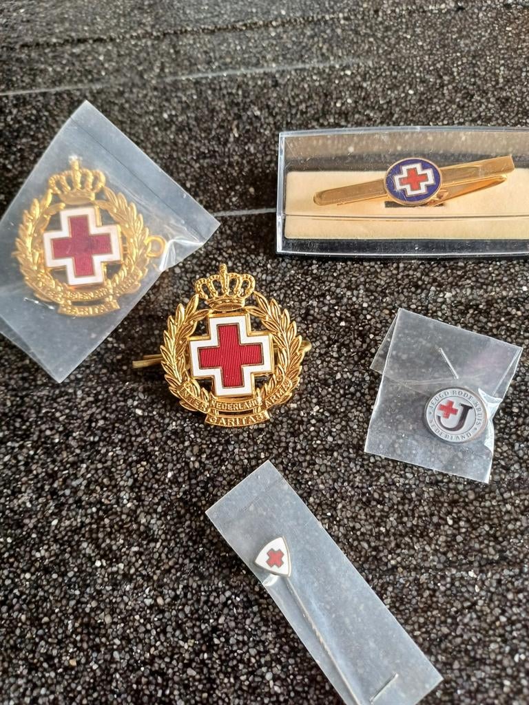 Rode kruis, Ophalen, Overige onderwerpen