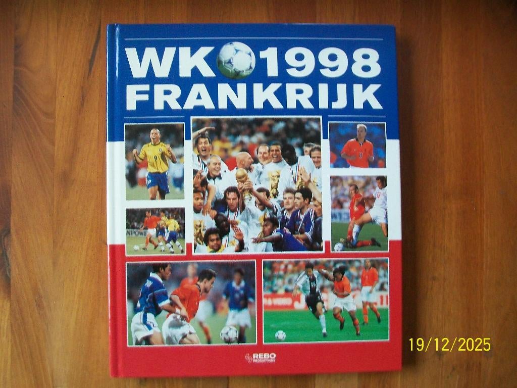WK 1998 Frankrijk - Rebo, Verzamelen, Verzenden, Zo goed als nieuw, Buitenlandse clubs, Boek of Tijdschrift