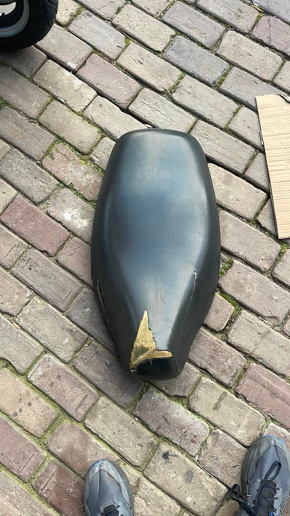 Skr zadel, Ophalen of Verzenden, Zo goed als nieuw, Zadel, Overige merken