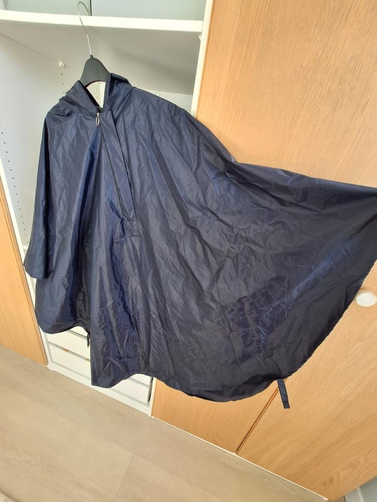 Regen poncho/ regenjas voor  Rolstoel gebruiker, Ophalen of Verzenden, Zo goed als nieuw, Blauw