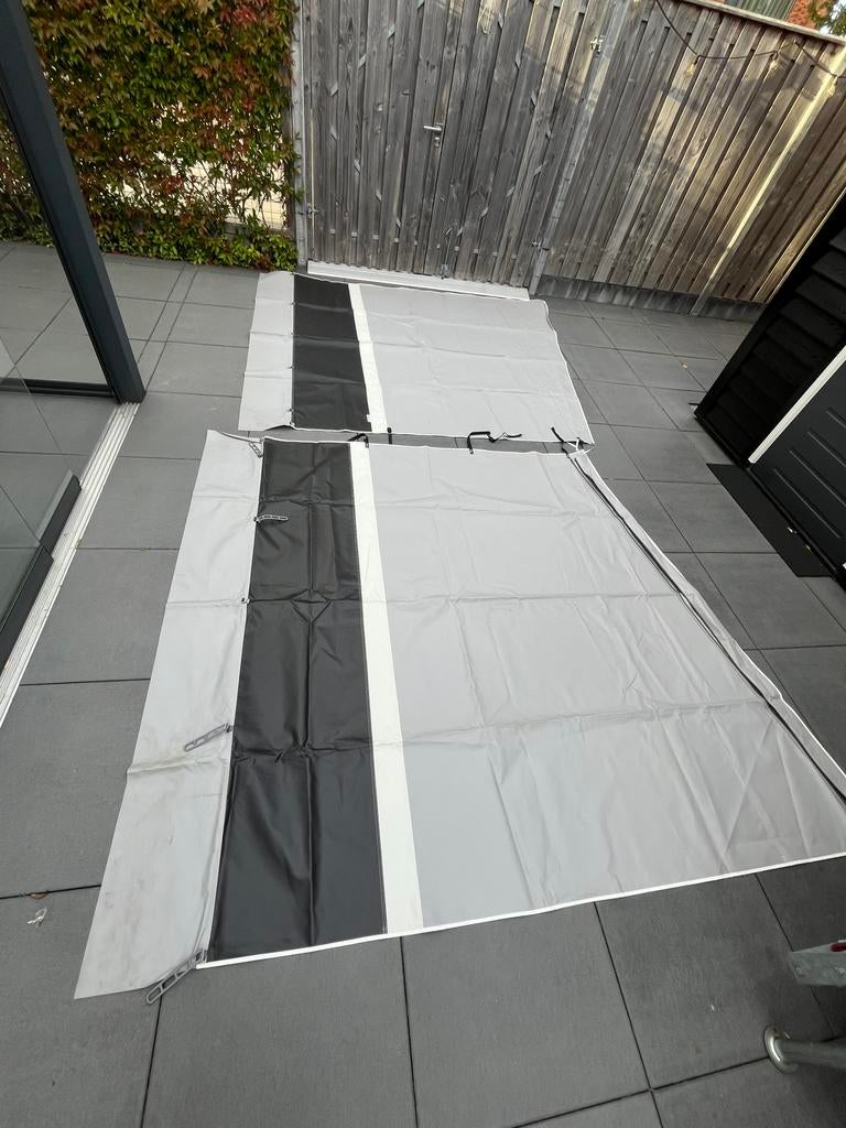 2 universele dichte zijwanden rain blocker view blocker, Ophalen of Verzenden, Zo goed als nieuw