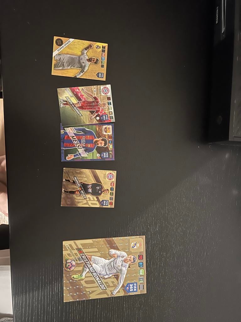 5 Voetbal Verzamelkaarten 2018 - FIFA 365 Sterren, Ophalen of Verzenden, Gebruikt, Buitenlandse clubs, Spelerskaart