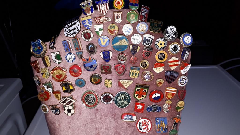 Voetbal speldjes., Ophalen of Verzenden, Gebruikt, Sport