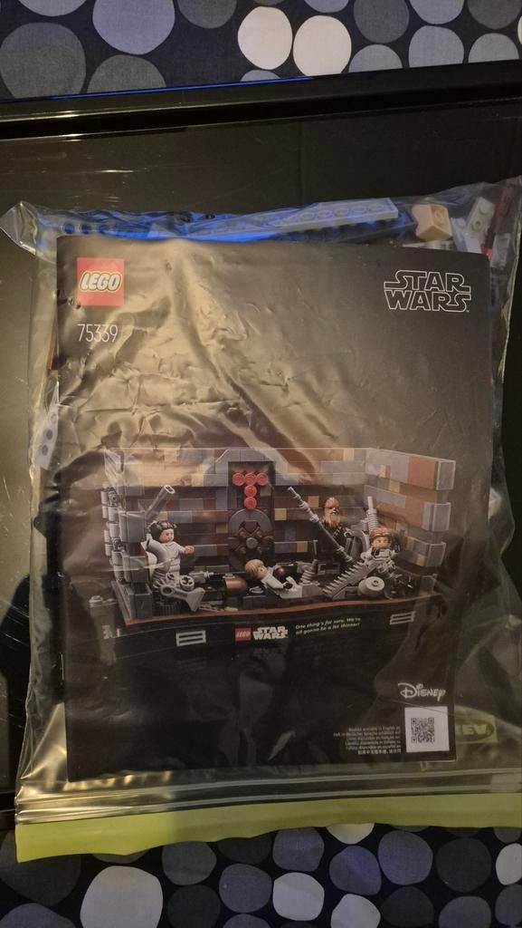 LEGO Star Wars Diorama Set 75339 Death Star Trench Run, Ophalen of Verzenden, Nieuw