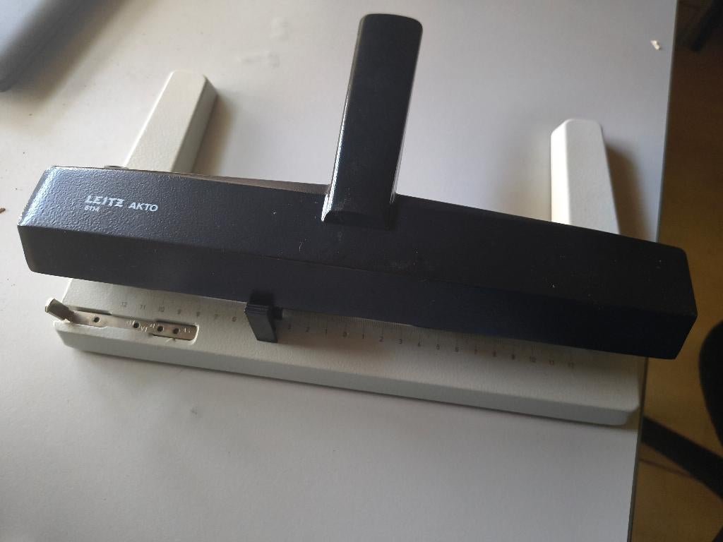 perforator, Diversen, Ophalen of Verzenden