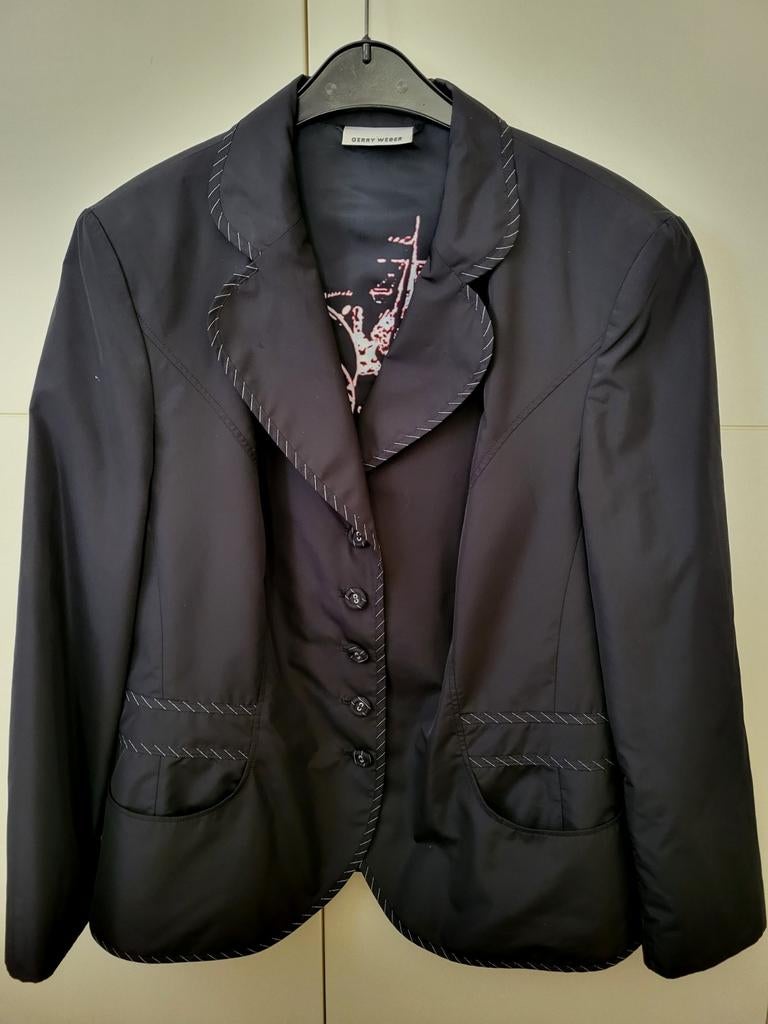 Mooi donkerblauw zomerjasje maat 42 GERRY WEBER, Kleding | Dames, Jasjes, Kostuums en Pakken, Verzenden, Zo goed als nieuw, Maat 42/44 (L)