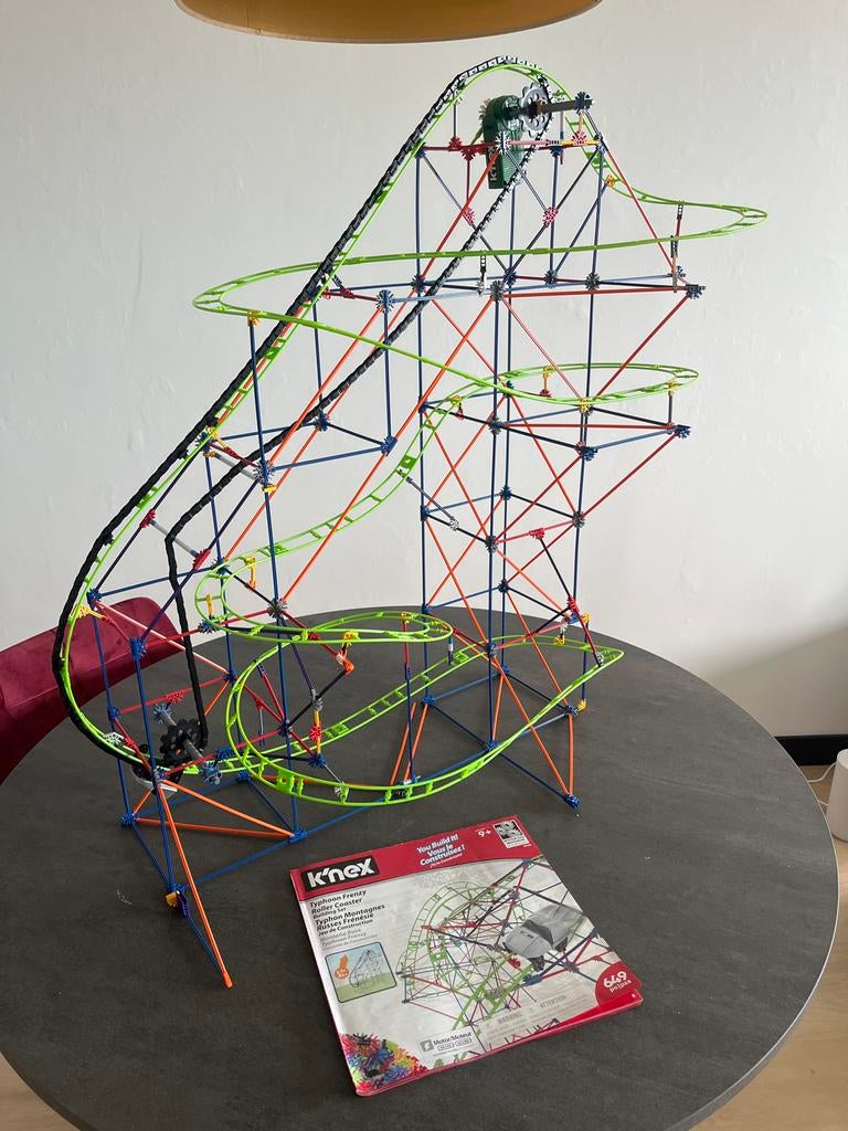 K'nex Typhoon Frenzy Roller Coaster - Complete Set, Ophalen of Verzenden, Zo goed als nieuw, Jongen of Meisje