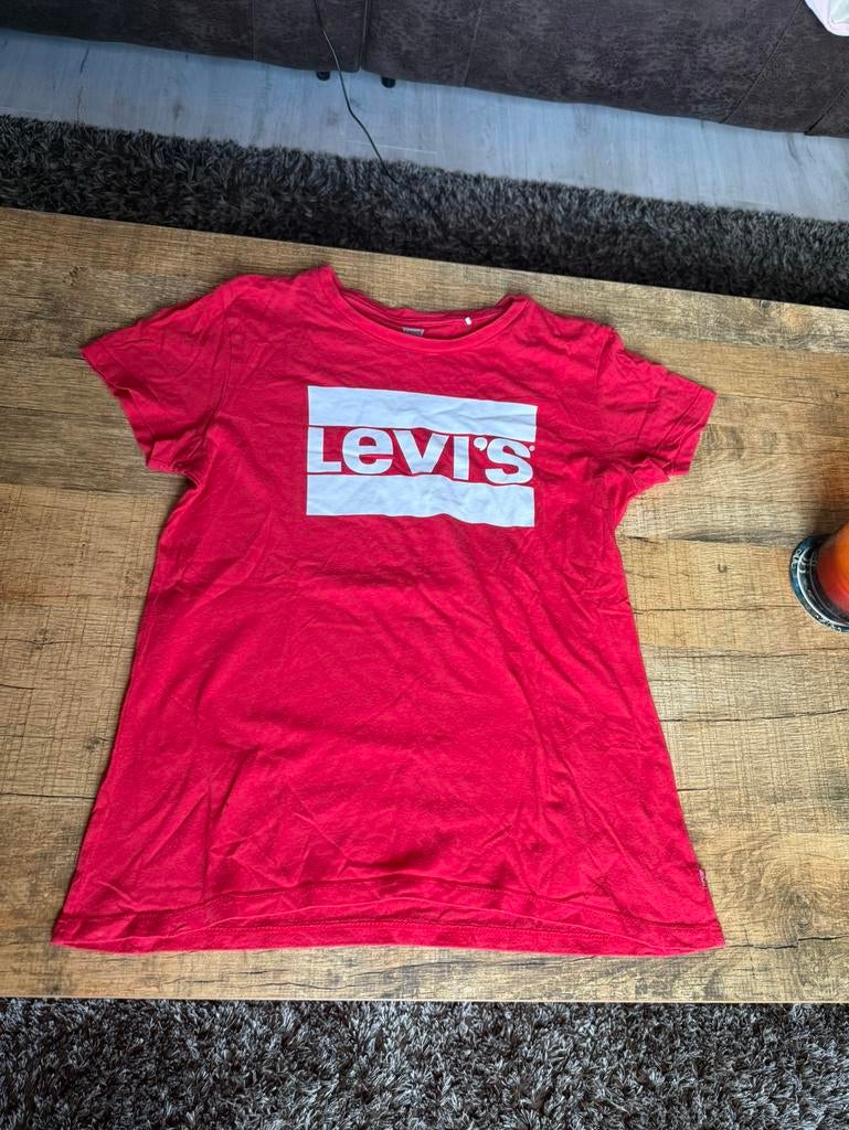 Rood levis shirt, Ophalen of Verzenden, Zo goed als nieuw, Overige maten, Rood