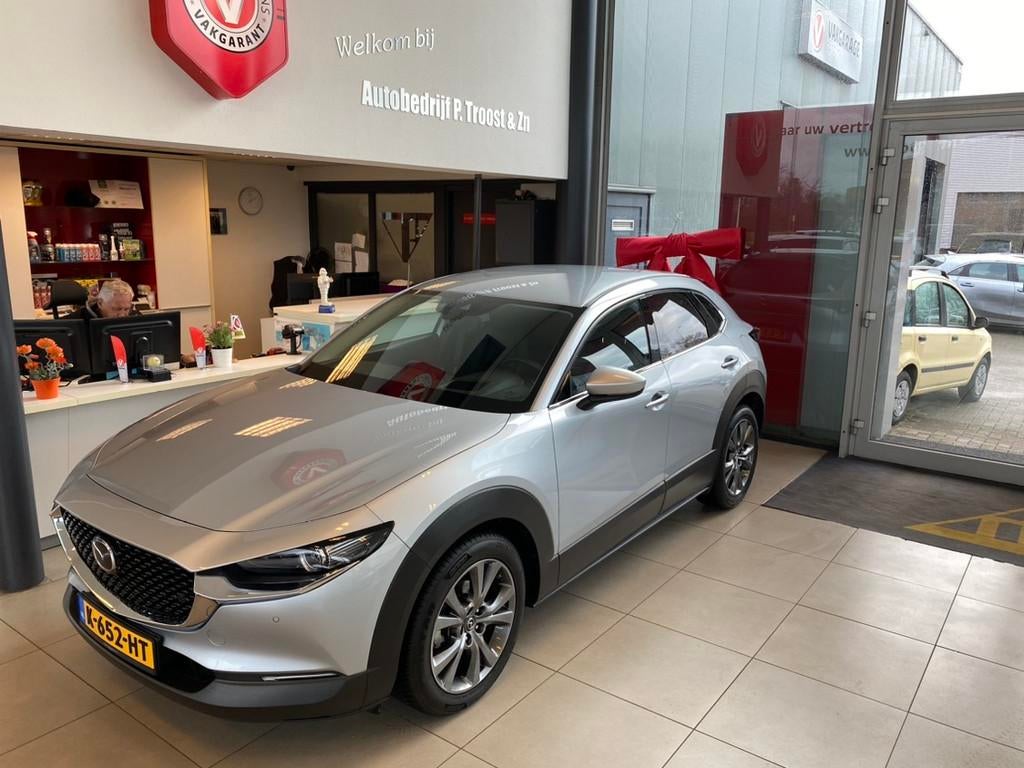 Mazda CX-30 2.0 SkyActiv-X Luxury,Navigatie,Achteruitrijcame, 1998 cc, Gebruikt, 4 cilinders, Met garantie (alle)