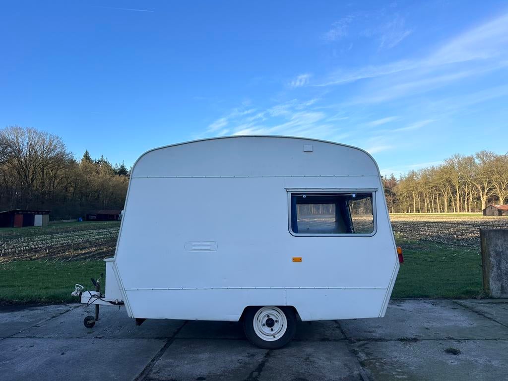 Kleine oltimer caravan / tourcaravan te koop, Caravans en Kamperen, Caravans, Tot en met 3, Sprite, Tot 500 kg, Particulier